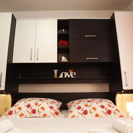 Mario Apartman *