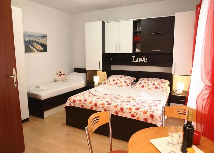 Apartment Mario Makarska